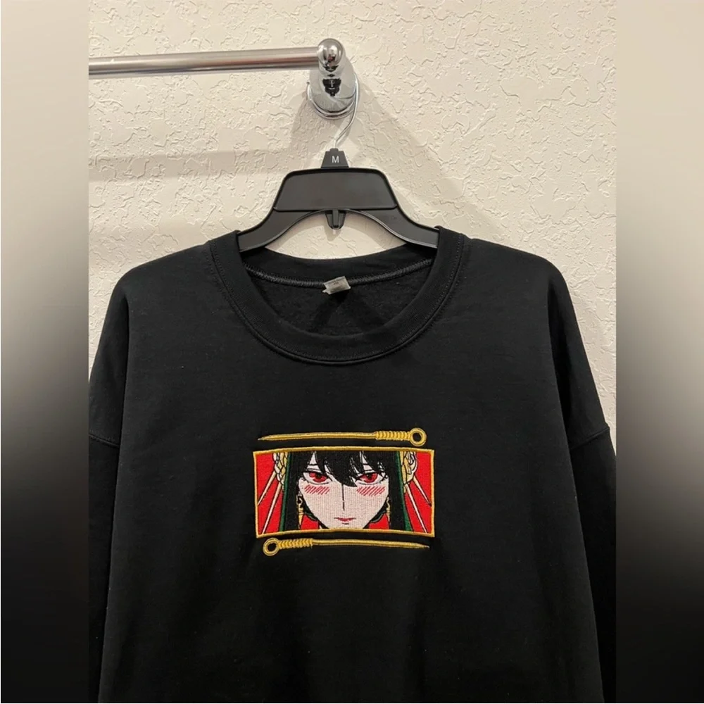 Yor Forger Box Logo Black Sweatshirt - Picture 3 of 4